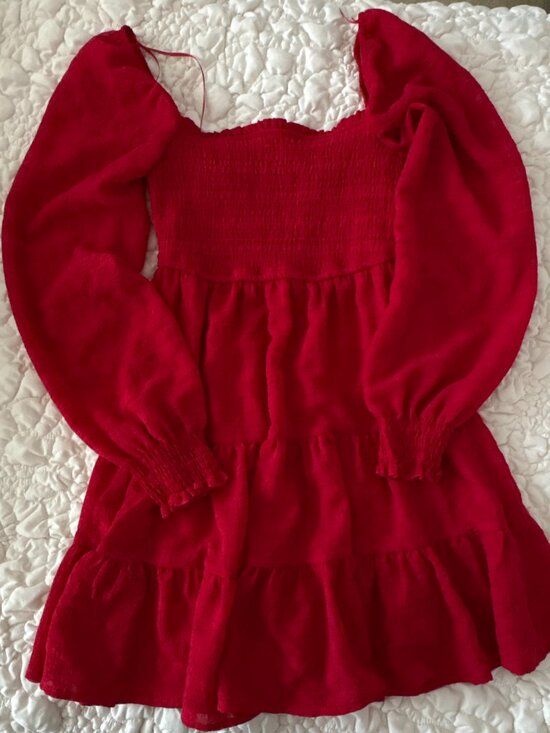 Allison & Kelly Dresses & Skirts - Red casual summer dress